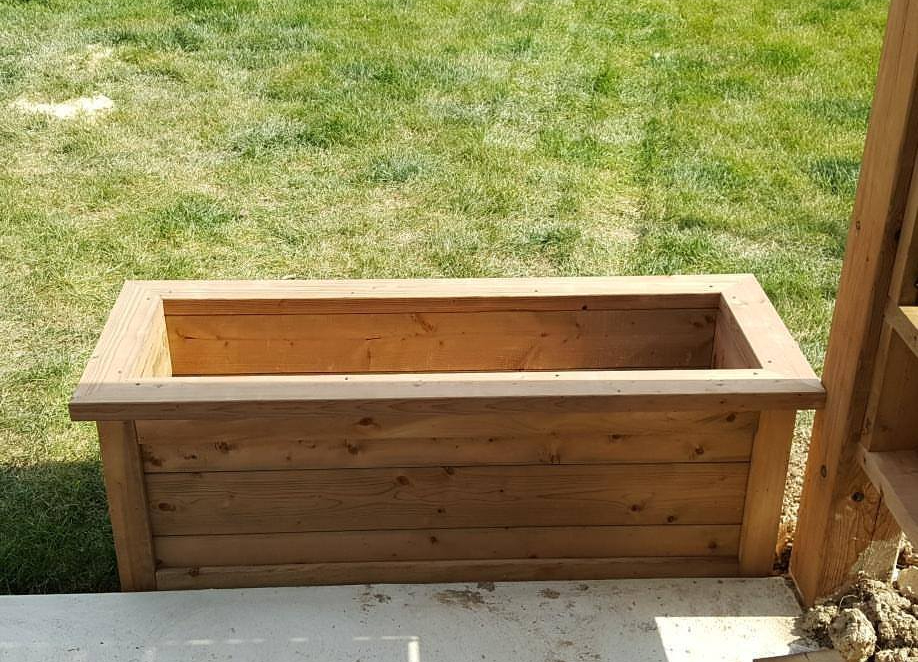 Cedar Planter Made by KeirCon